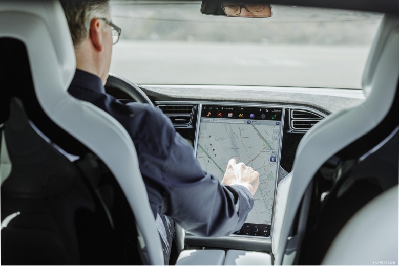 Dirk Kunde test driving the Tesla Model X, Fremont, CA | Lufthansa Magazine