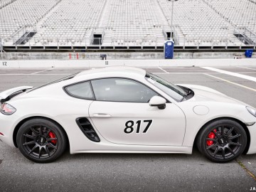 Porsche 728 Cayman S at Sonoma Raceway | Apex Wheels