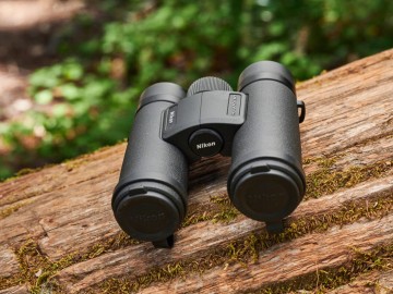 Product shot of the Nikon Monarch M7 binoculars on the trial. 
